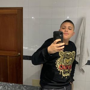 Meet your Posher, Juan